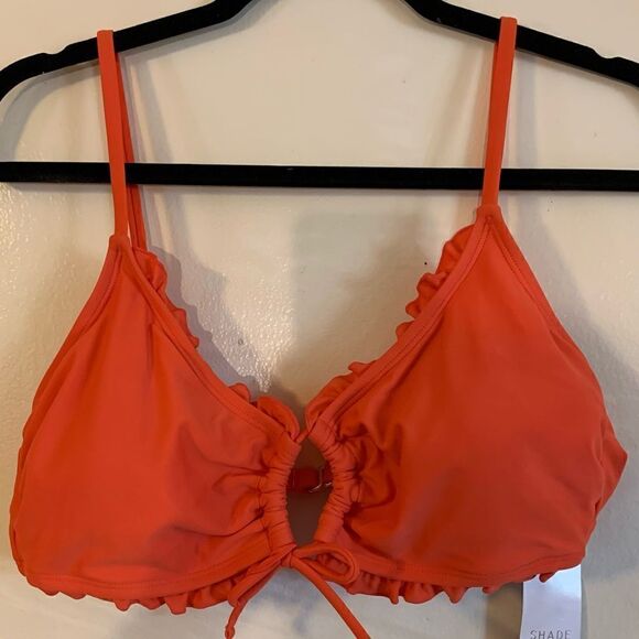 Shade & Shore Swimsuit Bikini Top Red Padded Adj Back Strap Ruffles Sz 12-14 NWT - Picture 1 of 4